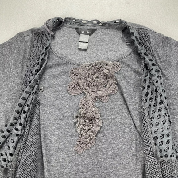 Ali Miles One-Piece Floral Drape Front Abstract Blouse Shirt Top Gray Plus 1X - Picture 5 of 11